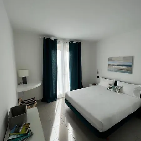 Domus Silvana Apartment *